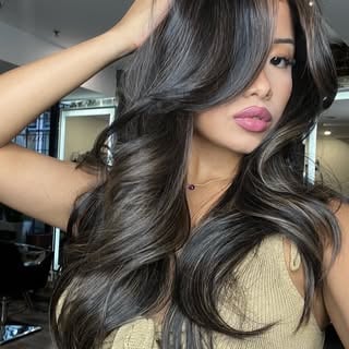 Salon en Vogue Montréal, Découvrez la technique du balayage brun français. Transformation sublime au Salon En Vogue !