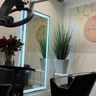 Salon en Vogue Montréal, Brun riche avec une dimension subtile