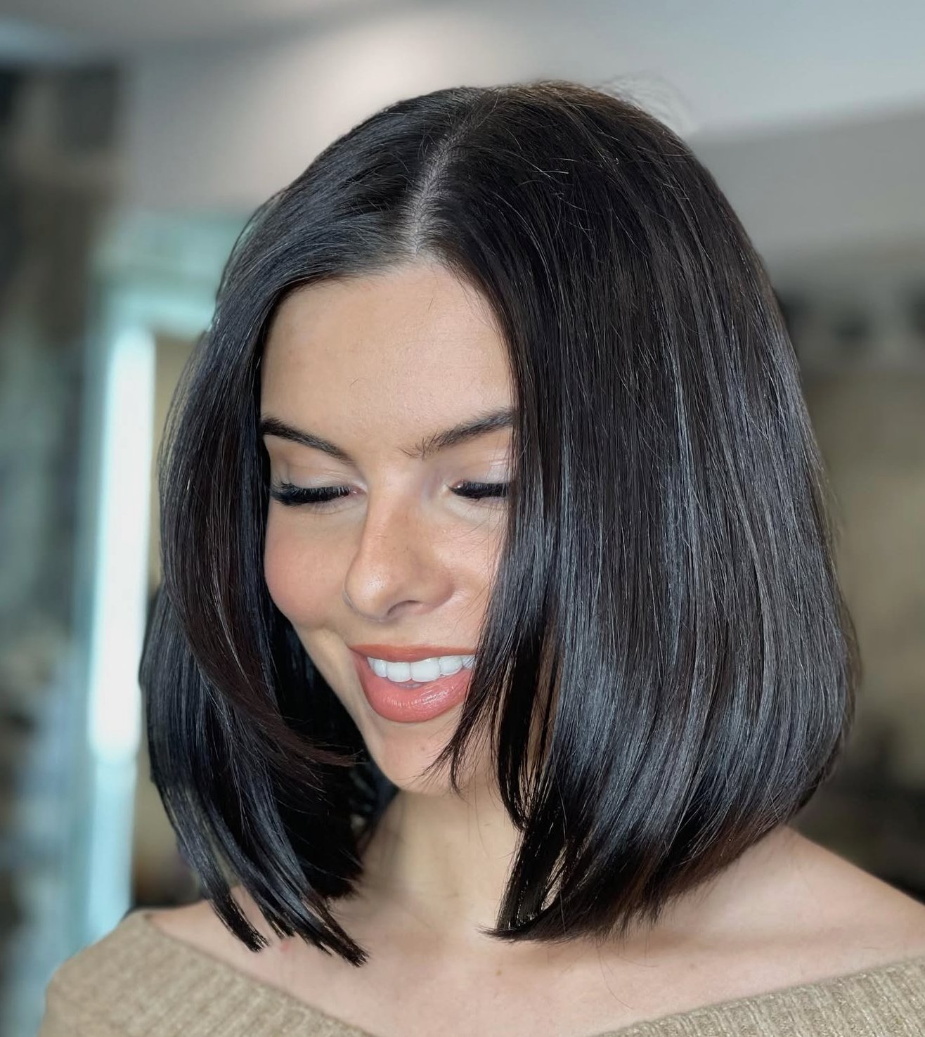 Salon en Vogue Montréal, Coupe bob classique avec fini lisse et brillant